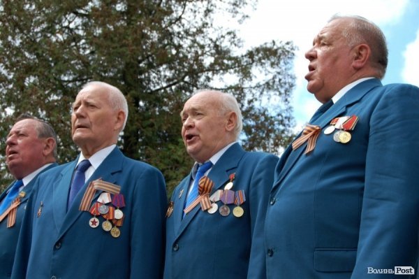 Як у Луцьку їли кашу і співали фронтових пісень