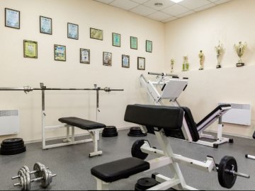 Луцькі прикордонники займатимуться у новенькому спортзалі. ФОТО