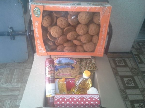 Нововолинські волонтери прозвітували, чим рятують бійців в АТО. ФОТО