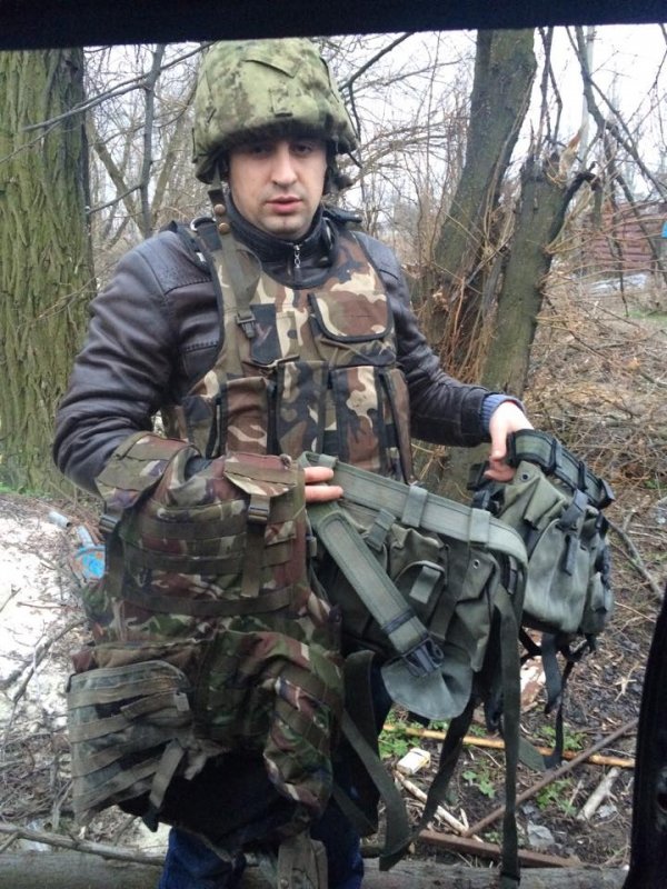 Активісти збирають підписи на підтримку фронтового медика