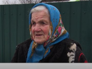 Ледь не замерзла: 92-річній волинянці без попередження відрізали газ. ВІДЕО