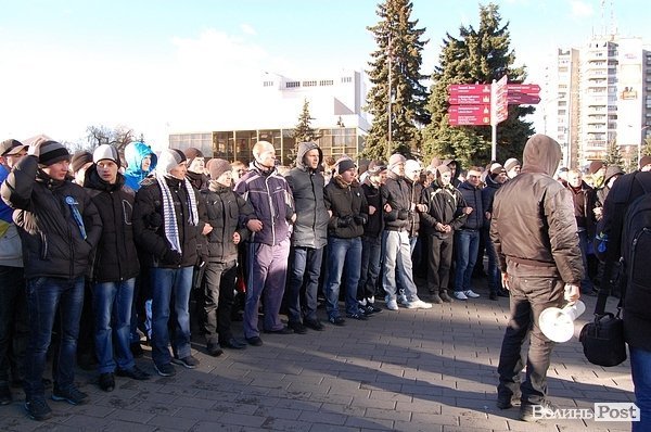 У Луцьку пікетували ДАІ. ФОТО