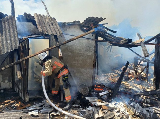 На Волині чоловік підпалив  свій автомобіль