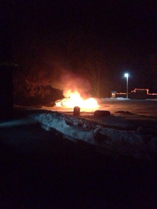 У Рівному спалили авто активіста Євромайдану