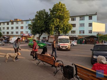 Жінка за кермом Ford збила 16-річну дівчину: подробиці аварії у Володимирі