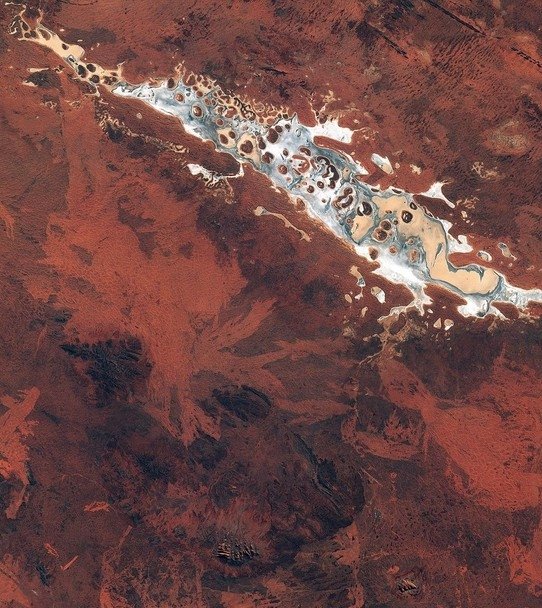 На супутникових знімках мальовничі куточки Землі зачаровують красою. ФОТО