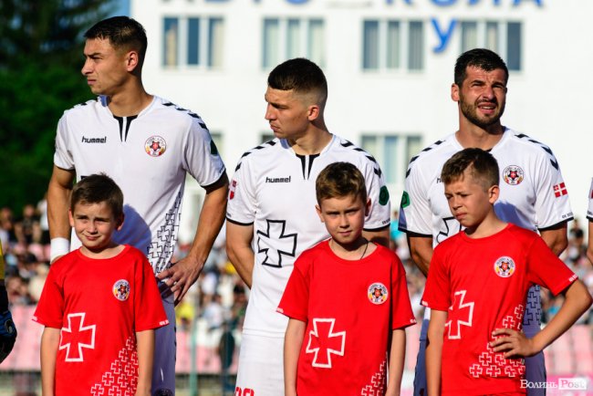 «Волинь» – «Карпати»: великий фотозвіт із нашумілого матчу