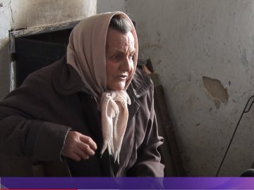 Хочеш допомоги – переписуй хату на сільраду: у громаді поблизу Луцька звільняють соціального працівника