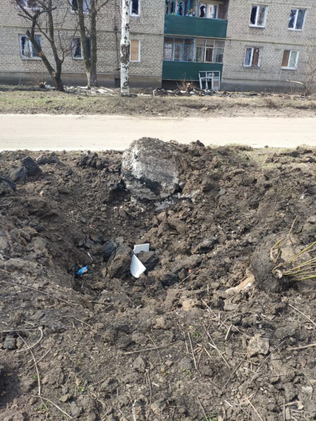 Росія знову вдарила по Мар’їнці фосфорними бомбами. ФОТО