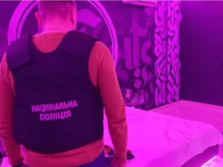 У Луцьку пенсіонер здавав квартиру для інтиму: його судили