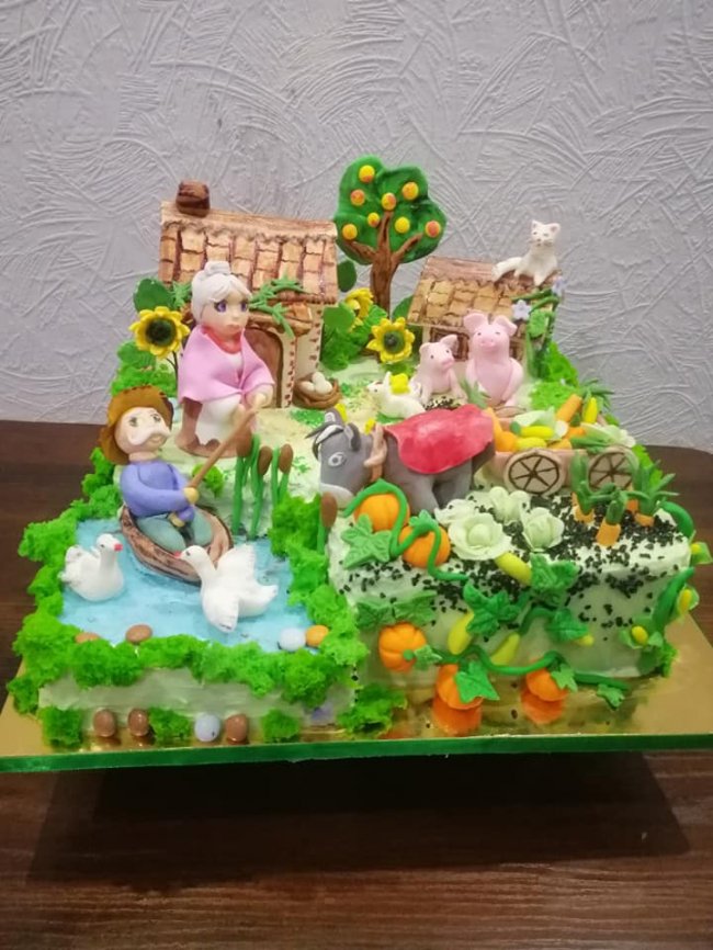 Брендове оформлення – «солодке сало»: на Волині мама з донькою оригінально прикрашають випічку. ФОТО