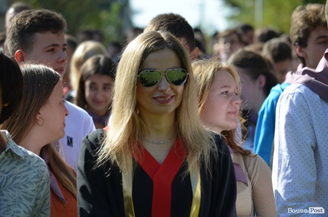  Як у луцькому «політесі» вітали першокурсників. ФОТОРЕПОРТАЖ