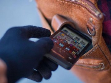 Парфуми, гроші, телефон: у Луцьку почастішали крадіжки