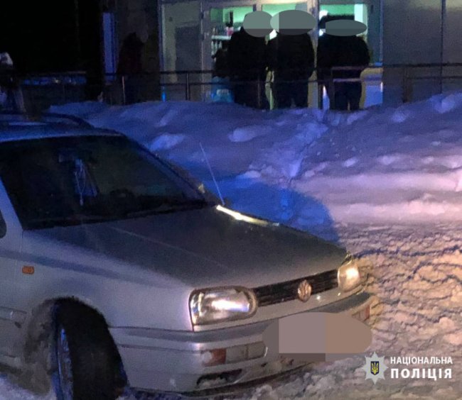 На Волині п’яний молодик, який був за кермом легковика, обматюкав і побив патрульного