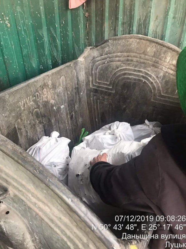 Муніципали оштрафували лучан, які викидали будівельне сміття