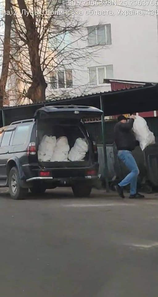 Муніципали оштрафували лучан, які викидали будівельне сміття