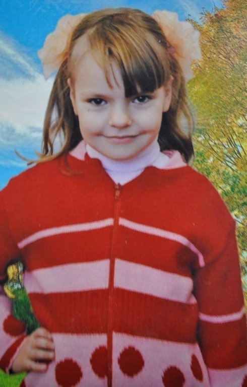 Потрібна допомога двом школяркам з Волині, хворим на рак. ФОТО. ДОКУМЕНТ