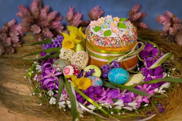 «ТЕРЕМНО ХЛІБ» благословили на виробництво великодніх пасок*