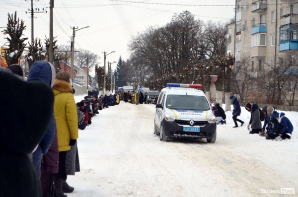 «Десантник пішов у небо»:  у Ківерцях поховали Героя Маріса Камінського