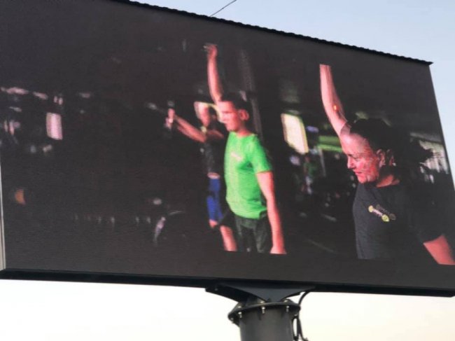 У Луцьку встановили відеоекран замість старенького білборда. ФОТО