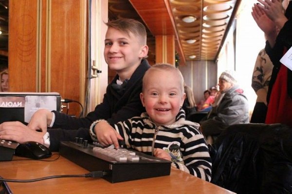 У Луцьку показали, що чужих дітей не буває. ФОТО 