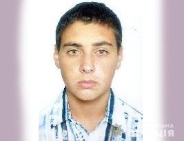 Поліція опублікувала фото сімох підозрюваних у смертельній стрілянині на автомийці у Луцьку