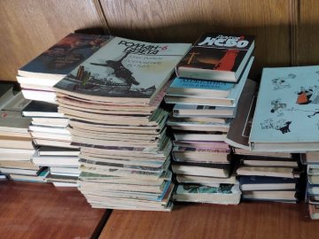 «Скажи «Ні» російській літературі»: на Волині зібрали на макулатуру майже дві тонни книг