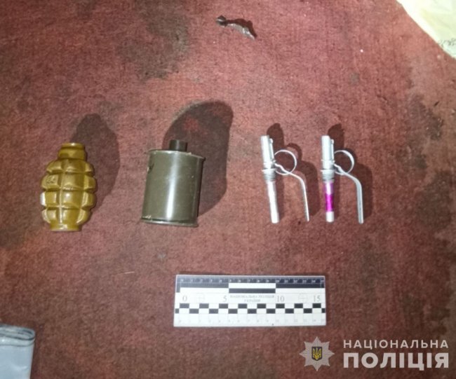 У Дніпрі затримали чоловіка, який погрожував підірвати гранату