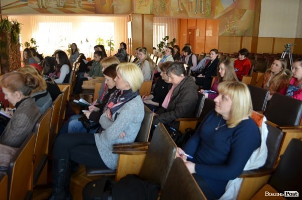 Як у Луцьку жінок вчать рятувати людей на війні. ФОТО