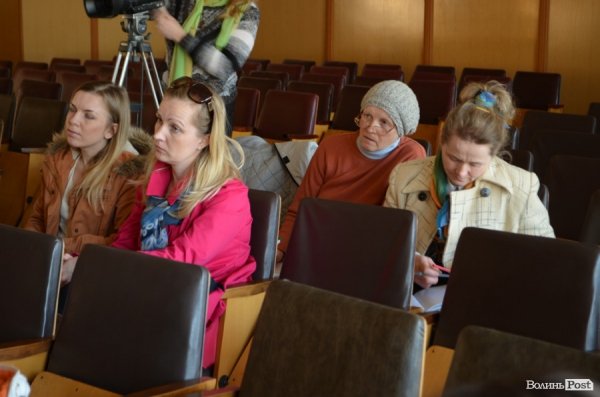 Як у Луцьку жінок вчать рятувати людей на війні. ФОТО