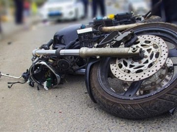 На Волині мотоцикліст збив пішохода