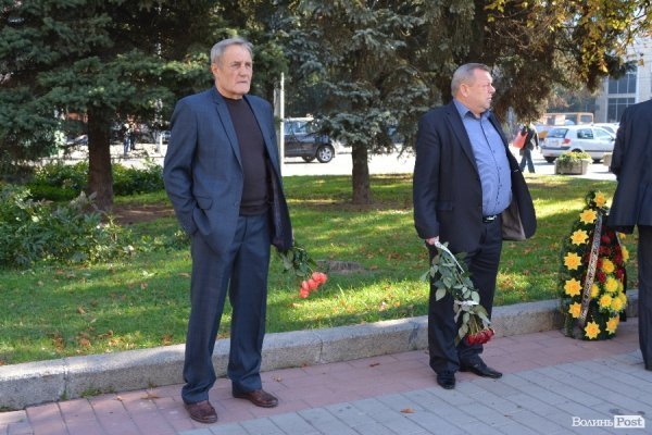 Лучани збираються на  прощання з Клімчуком. ФОТО