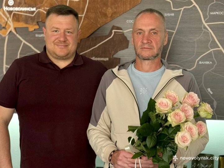 21 місяць у неволі: на Волинь повернувся звільнений з полону Дмитро Аксененко