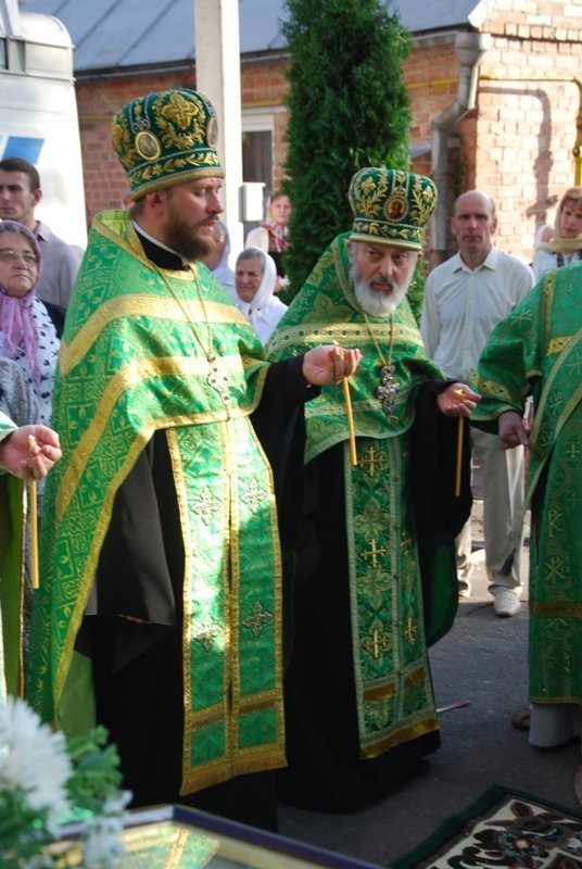 Як у луцькому храмі святкували Трійцю. ФОТО