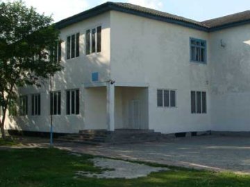 Невакцинована вчителька з Ковеля домоглась виплати 40,8 тис. грн через відсторонення