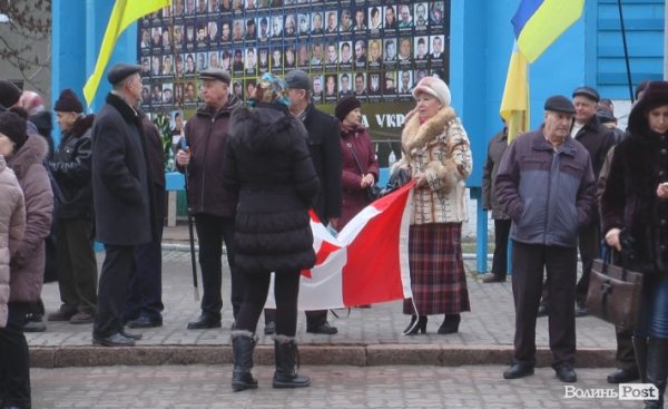 Марш миру «Я - Волноваха» у Нововолинську. ФОТО