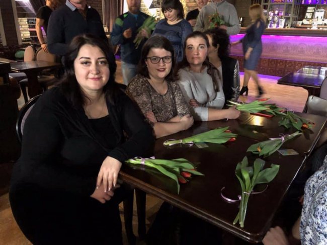 Квіти, подарунки і щира розмова: «Побратими України» влаштували свято дружинам волинських Героїв