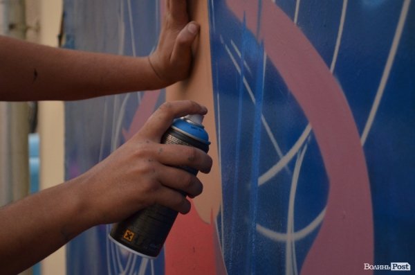 У центрі Луцька влаштували хіп-хоп вечірку. ФОТО  