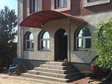 Приставляв рушницю до серця: з'явилося відео з камер спостереження в момент смерті мера Кривого Рогу