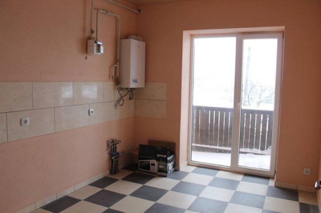 На Волині дитині-сироті допомогли вмеблювати квартиру