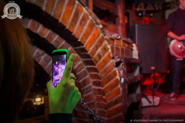 «Свято панк-року» в луцькому клубі. ФОТО