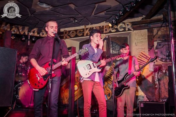 «Свято панк-року» в луцькому клубі. ФОТО