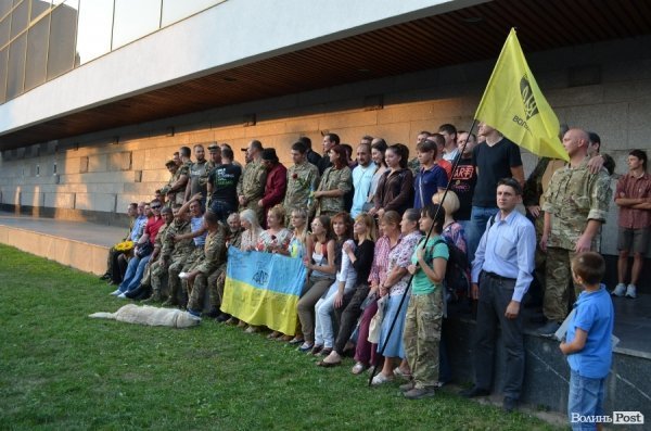 Лучани проводжали батальйон «Айдар» на Схід. ФОТО