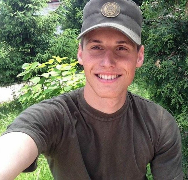 У Вараші прощалися із Героєм Володимиром Балем із Волині