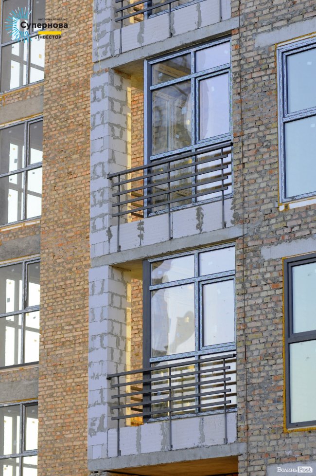 Звіт з будівництва ЖК «Супернова»: у четвертому будинку встановлюють вікна*