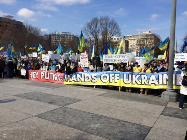 Сотні українців в Штатах вимагали від Обами рішучих дій щодо Росії. ФОТО. ВІДЕО