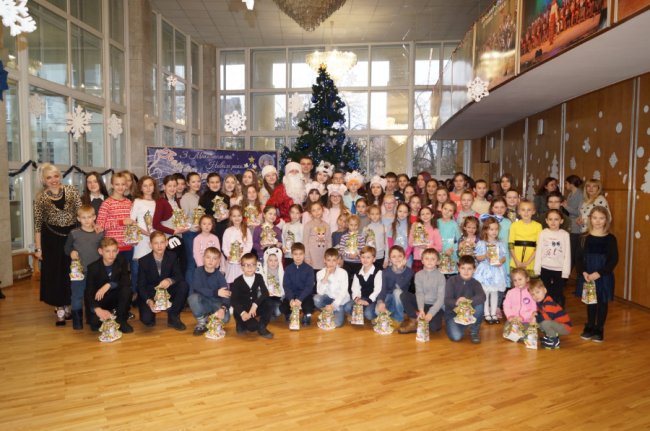 У луцькому ПУМі влаштували свято для діток важкої долі