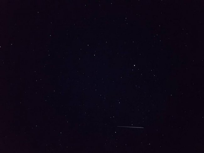 Лучанин сфотографував на телефон зорепад