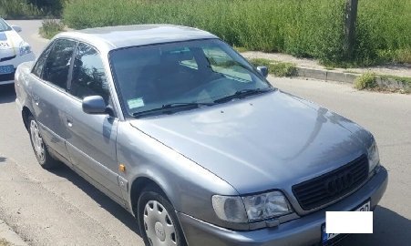 Поліція Луцька евакуювала 2 авто. ФОТО