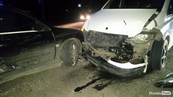 На Волині за годину - дві ДТП. ФОТО. 